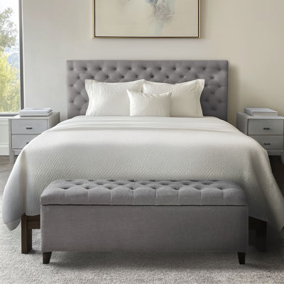 Maniscalco Tufted Top Upholstered Storage Bench