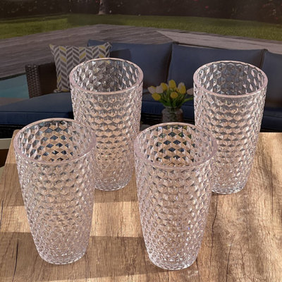Verres en diamant taillés en acrylique