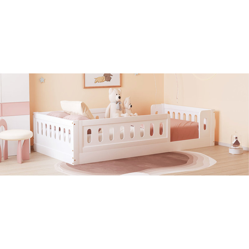 Lit plateforme simple avec garde-corps en bois blanc, Blanc