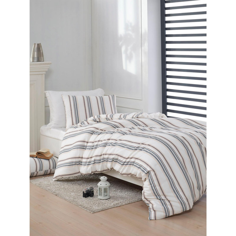 Quiltisse Bedspread with Pillowcases, Single XL Bedspread + 1 Standard Pillowcase
