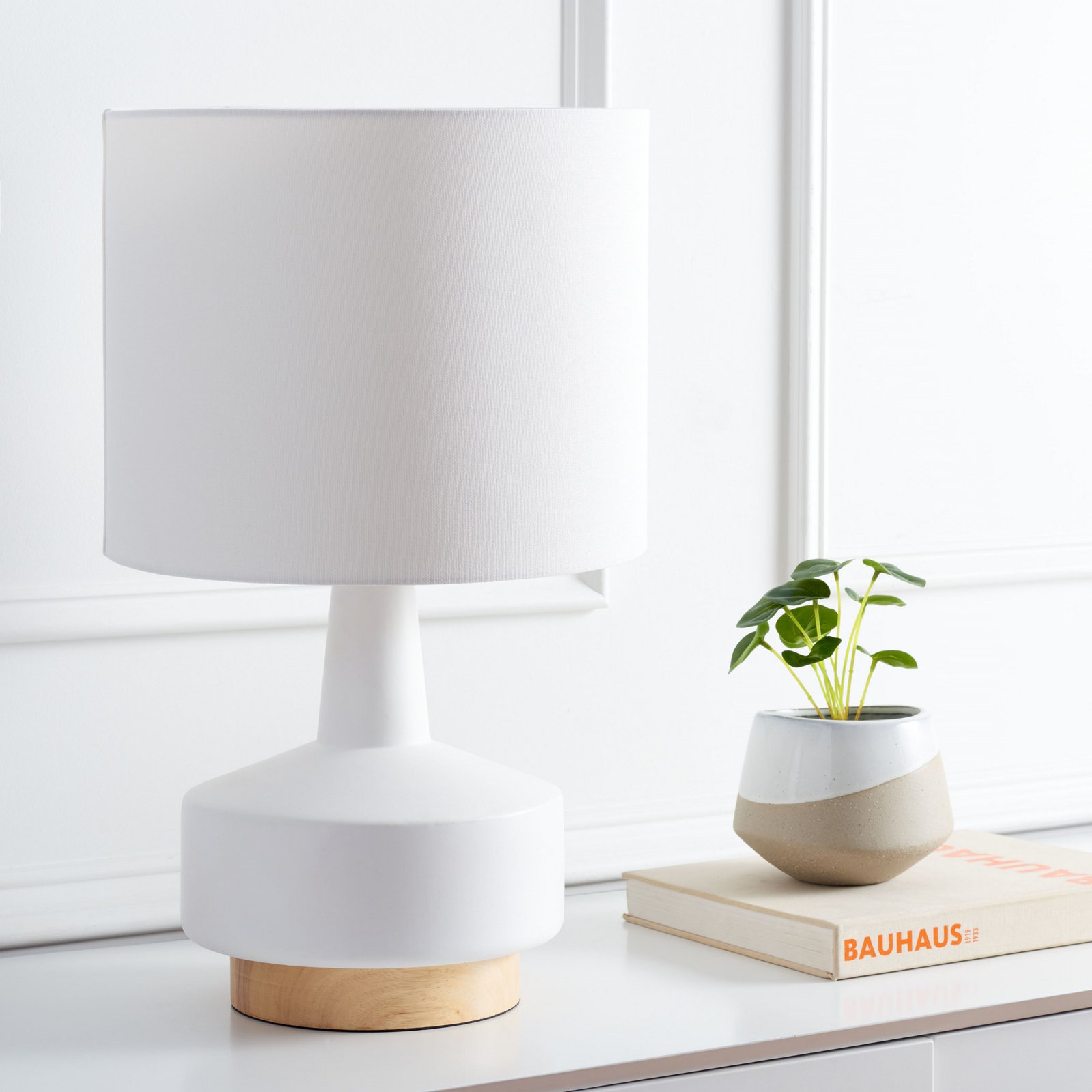 Aleksi Ceramic Table Lamp, White