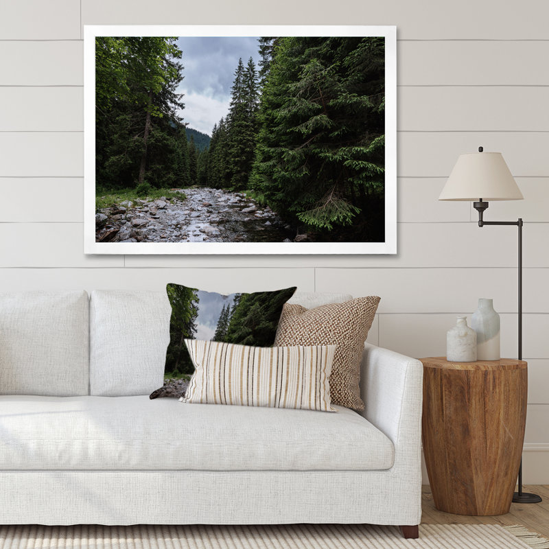 Paysage de montagne avec rivière et arbres forestiers - Peinture sur toile, H 16 po x l 32 po