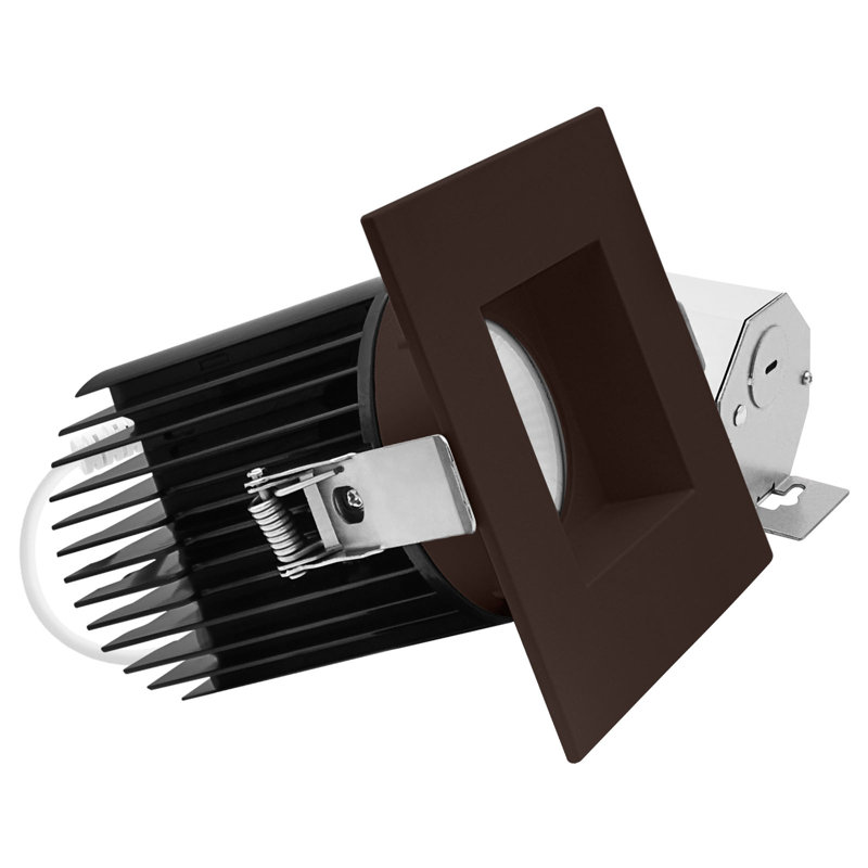 Éclairage encastré DEL 4 po LUXRITE, projecteur sans lumière régressé, 5CCT, 60º, 22W, 1700LM, garniture carrée en bronze interchangeable, à intensité variable, homologué pour les environnements humides et les circuits intégrés