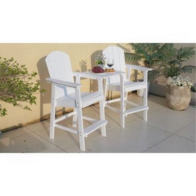 Lounge Chair White Colour, Suitable For All Seasons: Outdoor Lounge Chair, Made Of Sturdy Material, Equipped With 304 Stainless Steel Accessories.