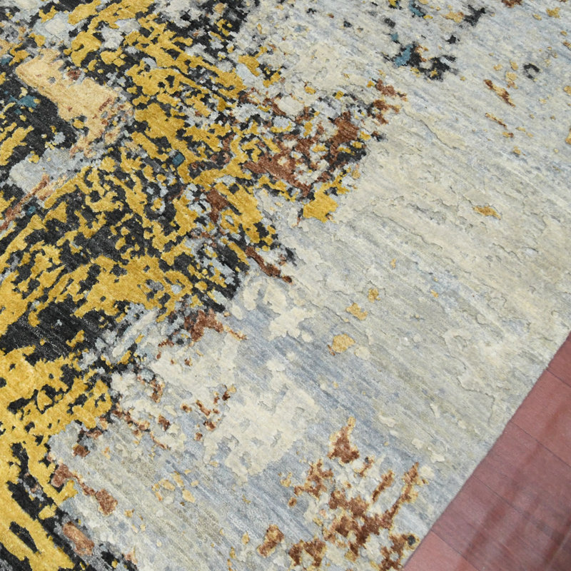 Zenith Hand-Knotted Peach Orange
