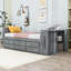 Lit plateforme simple en bois avec lit gigogne simple, bureau intégré, tablettes et 3 tiroirs-968833792