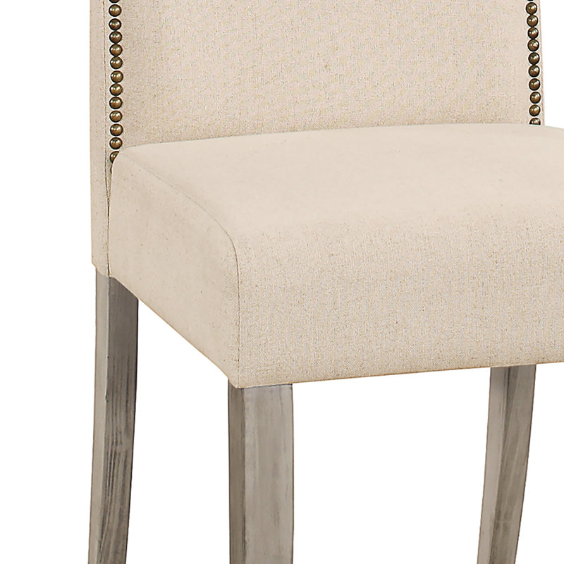 Chaise de salle à manger élégante 22,5 po beige avec dossier capitonné et garniture cloutée