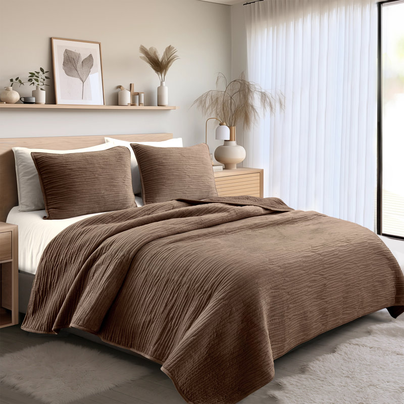 Ensemble de courtepointe en velours Wonderful, Courtepointe grand + 2 couvre-oreillers standard, Taupe clair