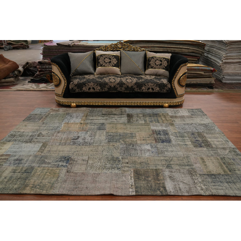 Distressed Wool Patchwork Area Rug 7x10