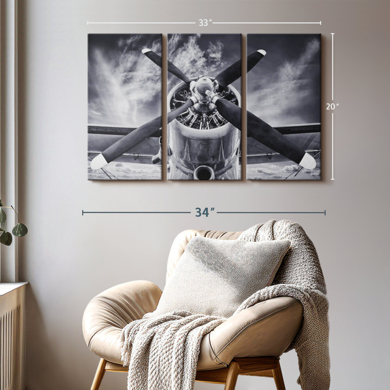 "Four Blade Propeller Monicol" sur toile, H 20 po x l 33 po