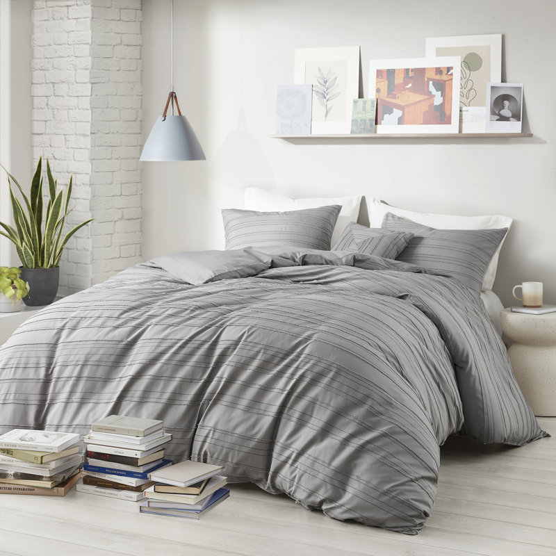 Gray Twin/Twin XL Clip Jacquard Duvet Cover Set with Decorative Pillow