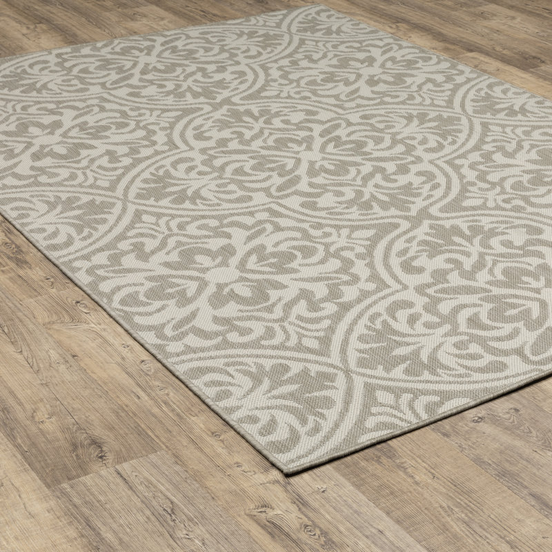 Anne Damask Indoor / Outdoor Rug, Rectangle 6'7" x 9'2"