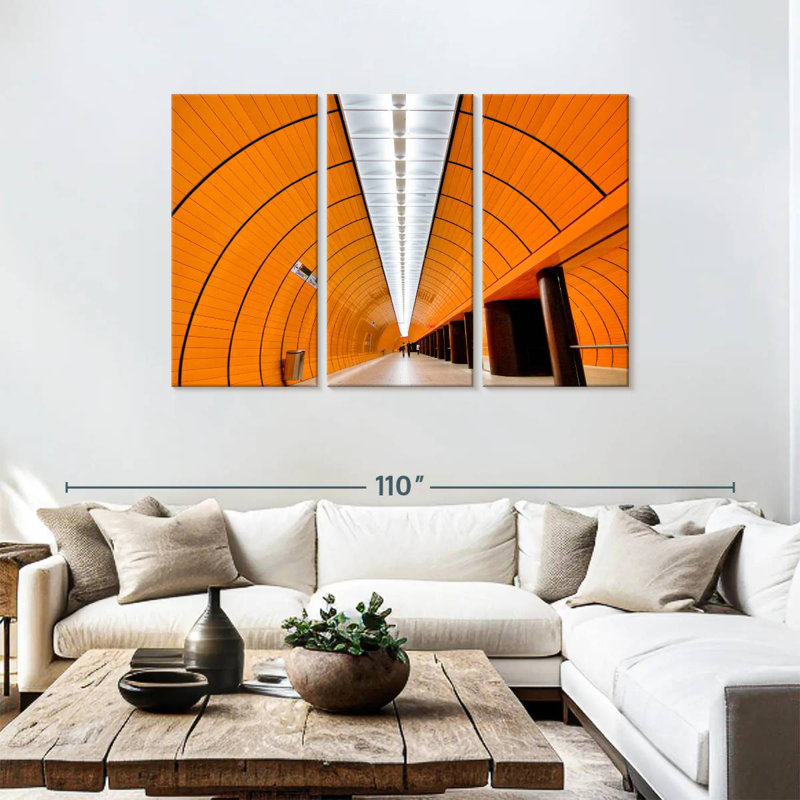 Nicci Empty Marienplatz Station, 48" H x 74" W