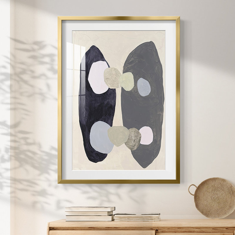 Orbes en sourdine I - impression encadrée, H 28,5 po x l 20,5 po, Doré