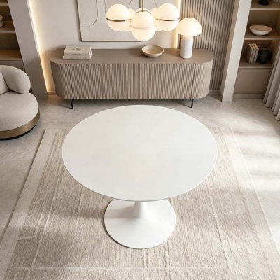 Table de salle à manger moderne, plateau de table en panneau de fibres à densité moyenne et base mate en fer peint par pulvérisation