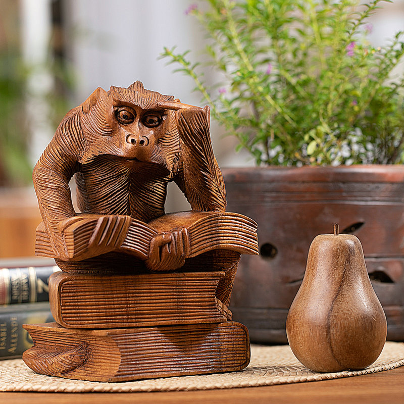 Sculpture en bois Novica