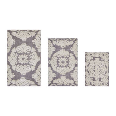 Medallion Collection Bath Rug