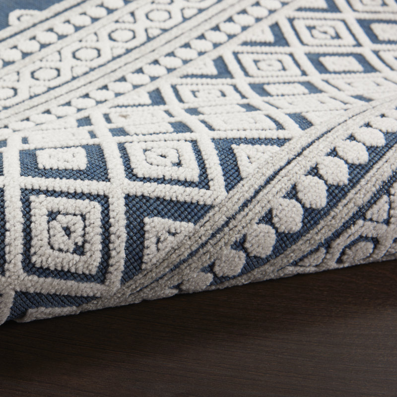 Brishen Geometric Indoor / Outdoor Rug, Rectangle 7'10" x 9'10"