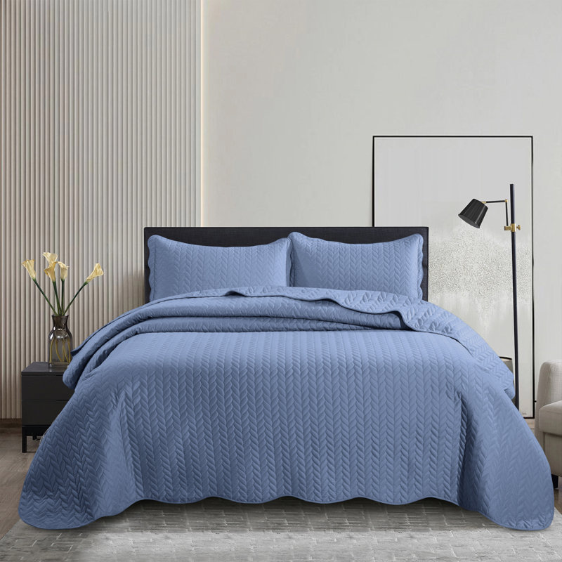 Embossed Microfiber Bedspread Set – All Seasoned Modern and Lightweight Bedding Set with Shams, Washed Blue