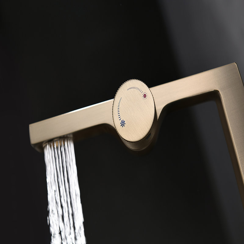 Single-Hole Single-Handle Bathroom Faucet