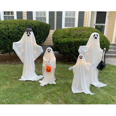 Famille d'Halloween fantôme d'Halloween debout 4 pièces