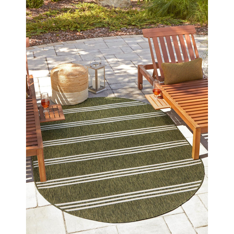 Tapis d'extérieur Destiny, Oval 7'10" x 10'