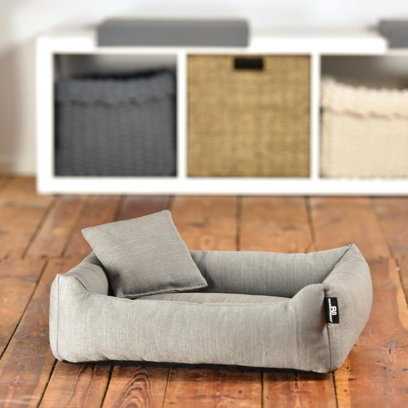 Polyester Pet Bed, Medium (50cm W x 40cm D x 15cm H), Grey