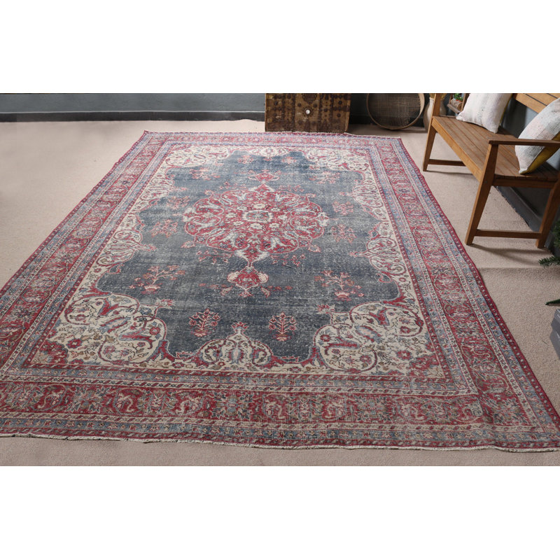 Découvrez le confort de ce tapis turc surdimensionné parfait pour votre chambre à coucher et votre salon