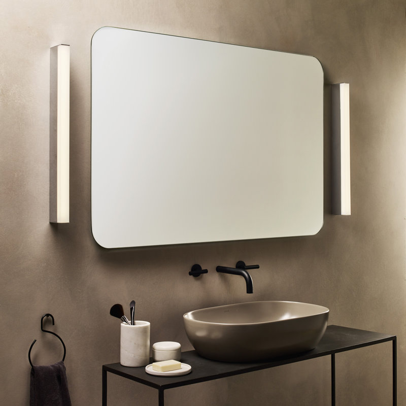 Sparta 3 - Light LED Bath Bar