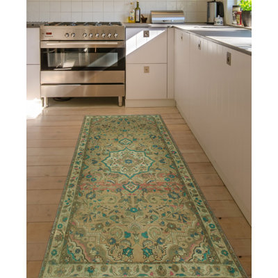 Boleslao Wool Oriental Indoor Rug
