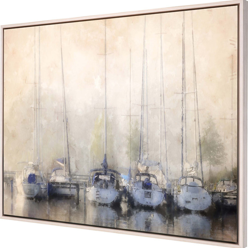 Voiliers dans le brouillard