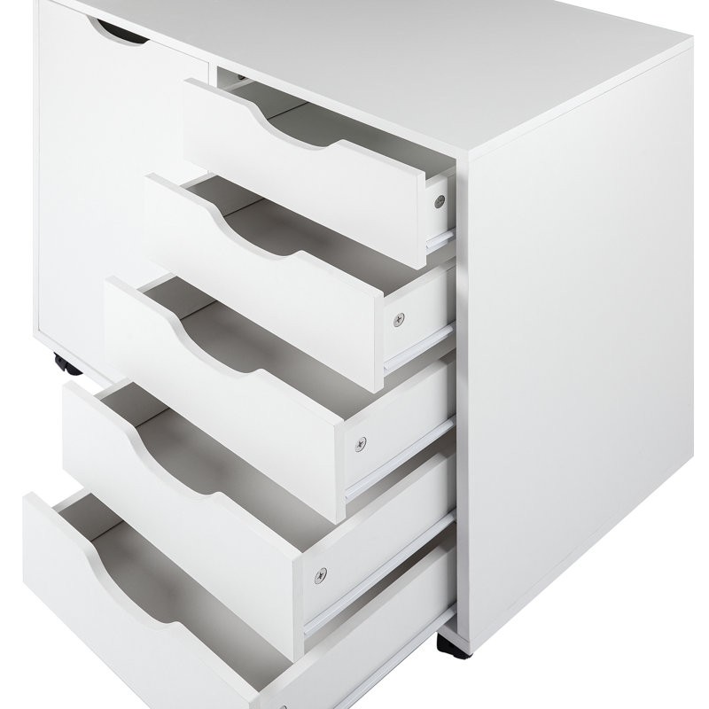 Garysburg 5 - Drawer Accent Chest, White