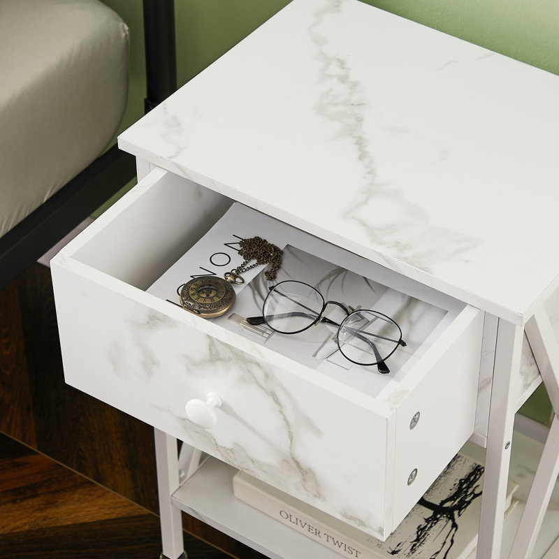 Delaportilla Steel Piece Bedroom Set, White, Queen
