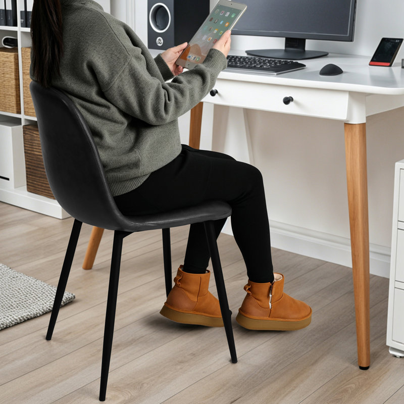 Chaise d'appoint moderne en similicuir