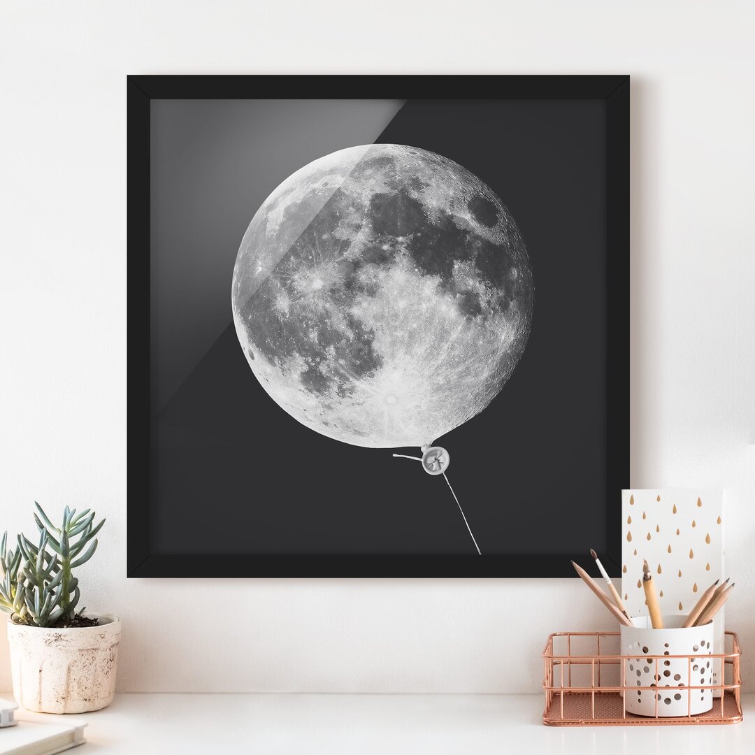 Gerahmter Grafikdruck Balloon with Moon von Jonas Loose