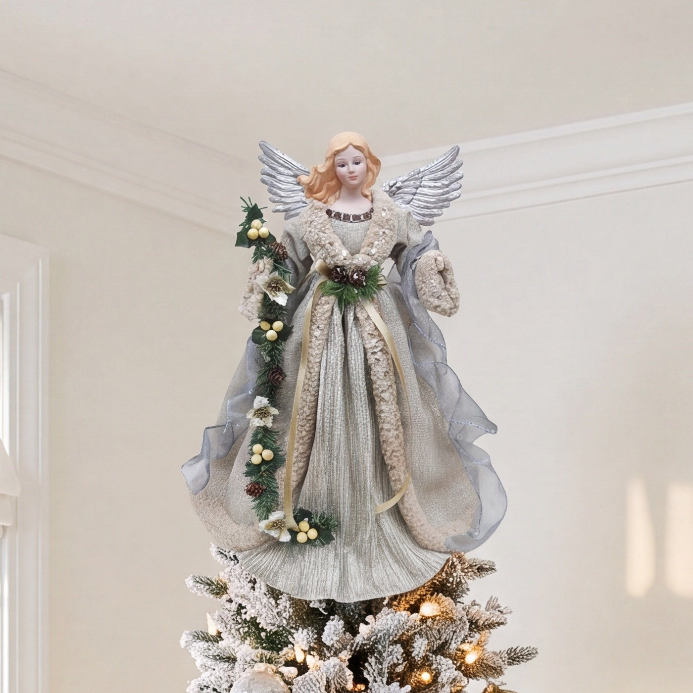 17" Porcelain Tree Topper