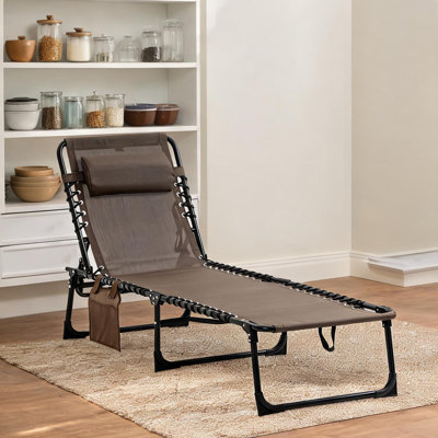 Fauteuil de jardin en tissu mesh avec dossier verrouillable à cinq positions et conception pliable, idéal pour le camping et la pêche, fini brun