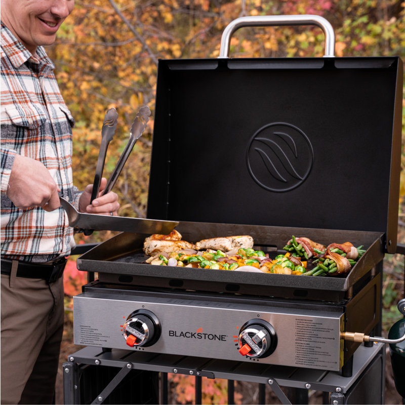 Blackstone 2-Burner 22" Propane Griddle with Hood