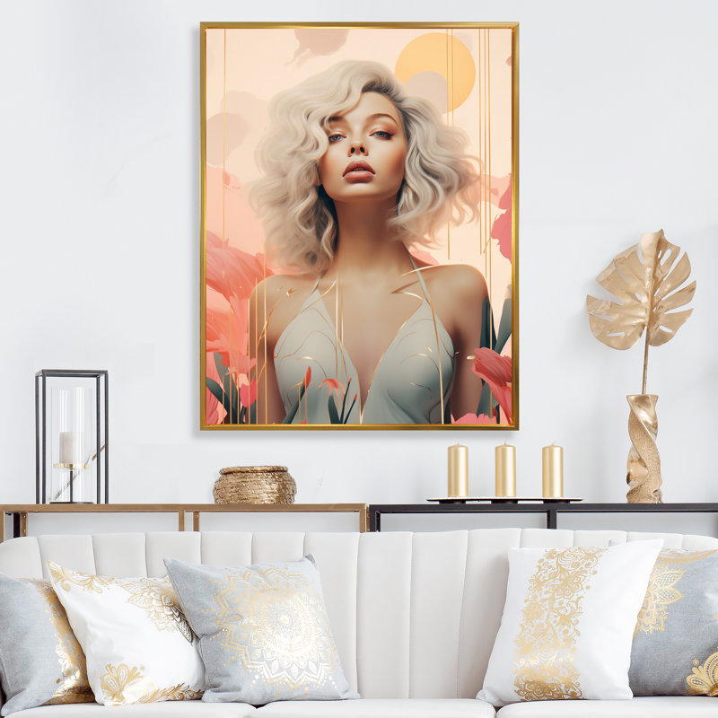 «Sensual Grace Art Nouveau Woman» rose et beige - impression, 40" H x 30" W, Cadre photo argenté