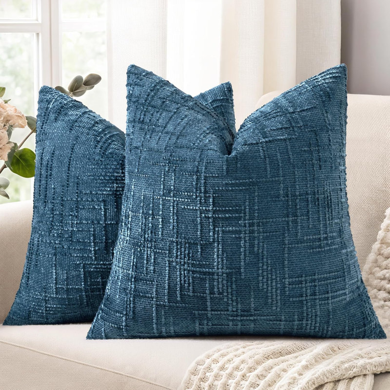 Decorative textured knitted pad, size 24x24 cm, each set includes 2 pieces, colour is navy blue
