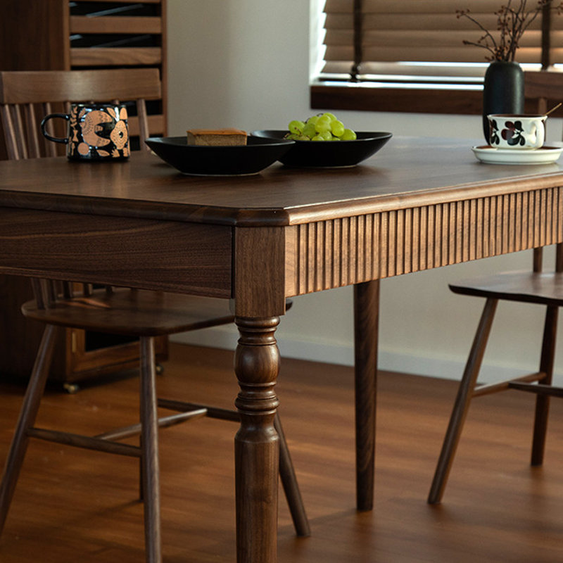 Table de salle à manger American, 29.52”H x 62.99”L x 33.46”W
