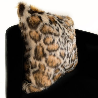 Coussin imprimé animal en fausse fourrure Tiger