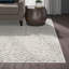 Tapis ivoire et gris anthracite à motif de chevrons Bethlyn-33394256