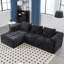 Luxueux canapé rembourré au look élégant-969951181