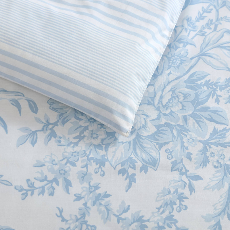 Blue Floral Cotton Twin Reversible Comforter Set with Shams