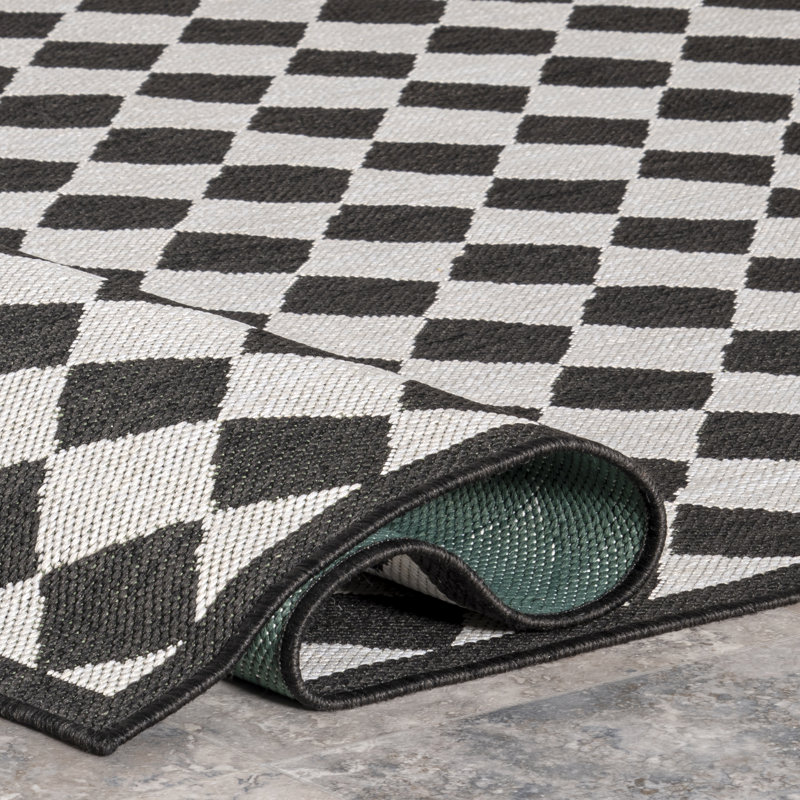 Regal Checkered Black and White Synthetic 5' x 8' Area Rug