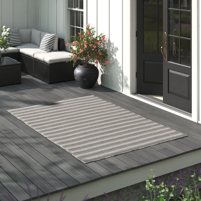 Treiber Area Indoor/Outdoor Area Rug In Grey, Rectangle 9' x 12'