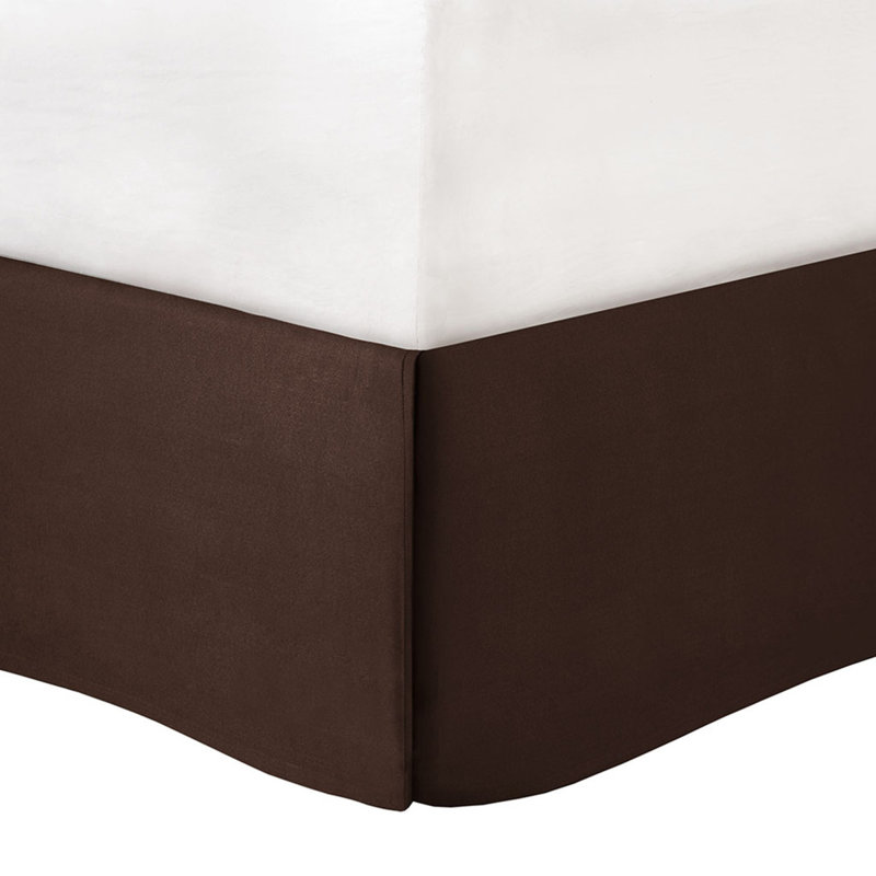 Luxurious 7-piece Faux Suede Bedding Set, Cal King, Red, Transitional Design