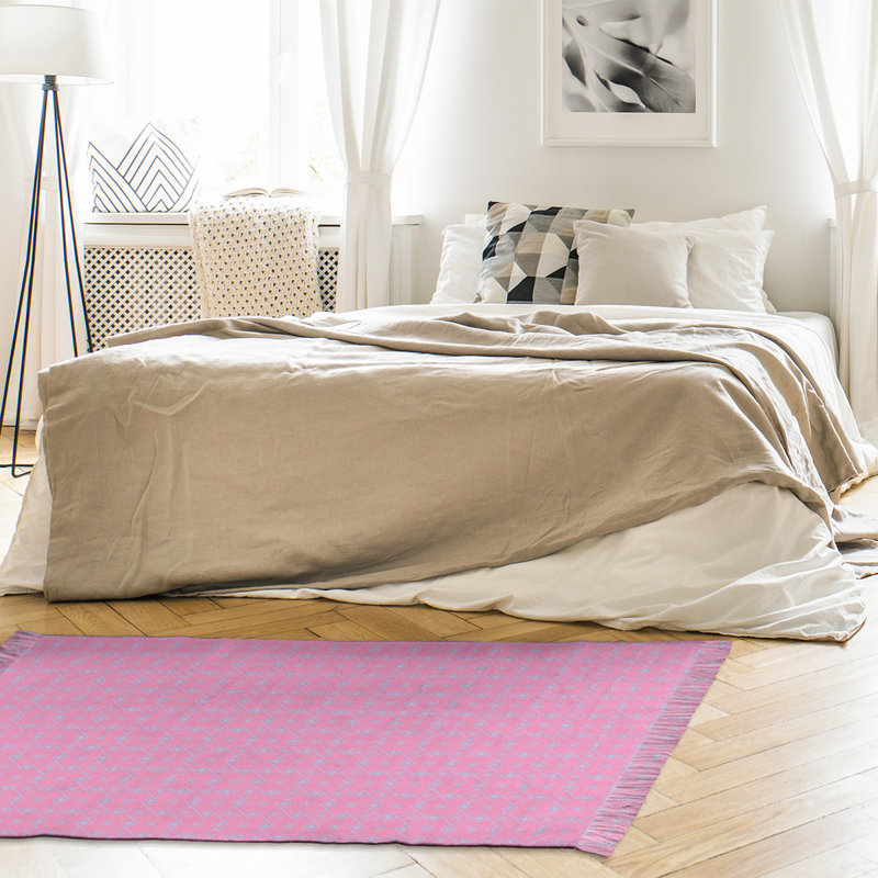 Tapis zone rose napperon Mcguigan, Non