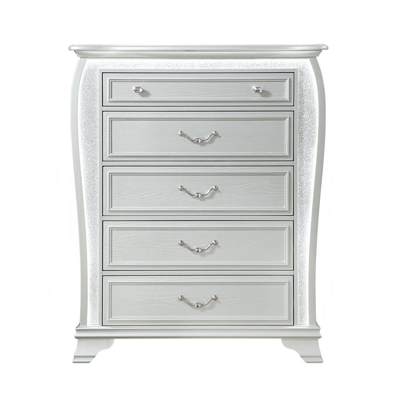 AURELIA SILVER CHEST